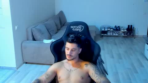 jonnyporn1 online show from October 9, 2:16 am