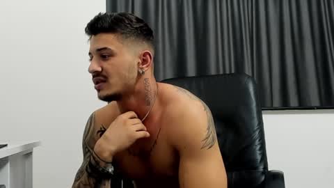 jonnyporn1 online show from January 16, 9:08 pm