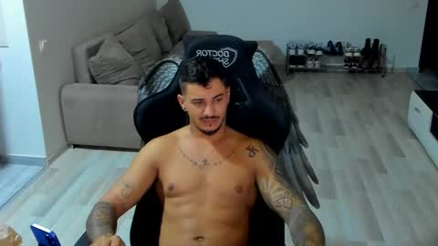 jonnyporn1 online show from October 11, 5:33 am