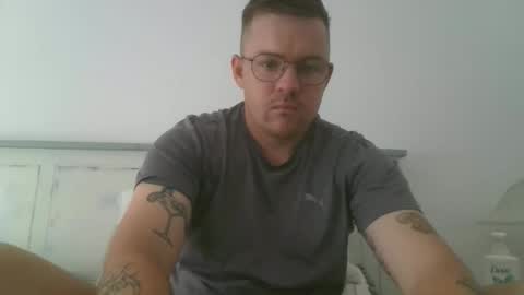 jonoy1995 online show from November 27, 10:35 pm