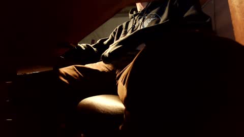 Jonathon Swift online show from December 22, 5:56 am