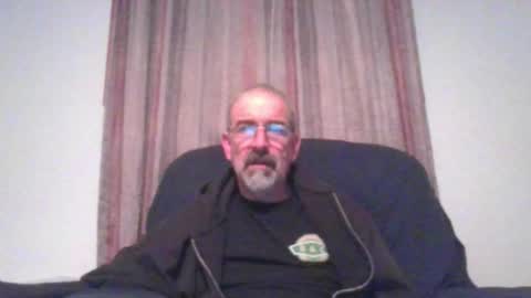 Snapshot of jony_five chatting on January 6, 12:27 am Jon online show from January 6, 12:27 am