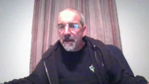 Snapshot of jony_five chatting on December 24, 2:43 am Jon online show from December 24, 2:43 am