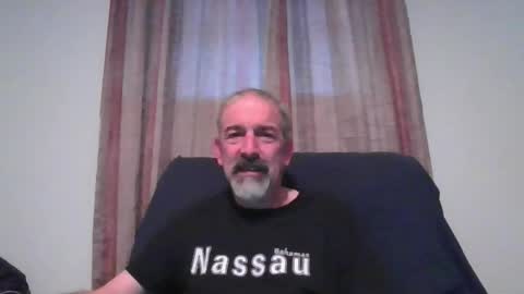 Snapshot of jony_five chatting on December 18, 2:06 pm Jon online show from December 18, 2:06 pm