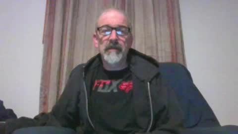 Snapshot of jony_five chatting on March 2, 11:50 pm Jon online show from March 2, 11:50 pm