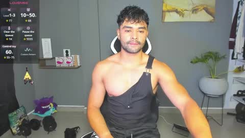 JordanRossie online show from April 6, 12:06 pm