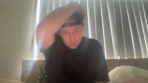 jorddiickzilla online show from June 25, 5:12 am
