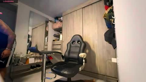 DAVID online show from November 8, 1:42 am