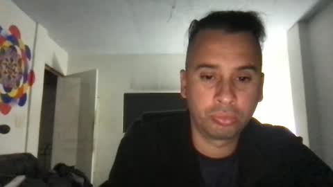 jose1234563 online show from April 14, 3:17 am