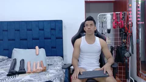 jose_rumbero91 online show from January 31, 11:25 pm