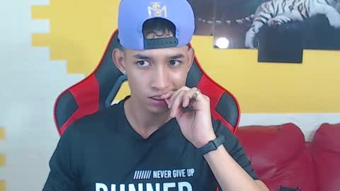 jose_sexycumm online show from January 13, 7:53 pm