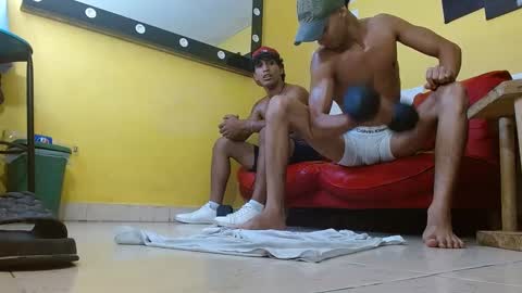 jose_sexycumm online show from September 24, 11:14 pm