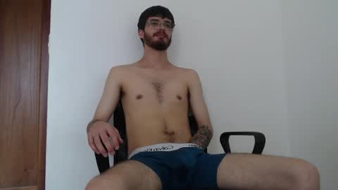 alejandro online show from April 15, 1:33 pm