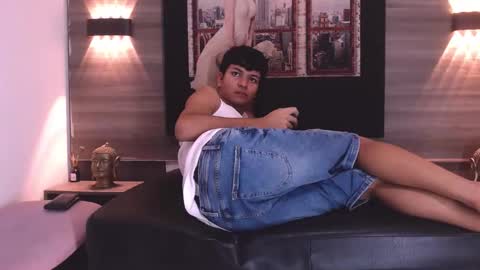 Joseph Gonzalez online show from February 5, 7:43 pm