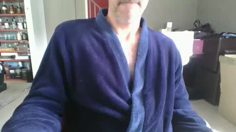 joshua154197 online show from April 3, 10:45 am