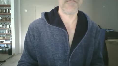 joshua154197 online show from March 31, 10:50 am