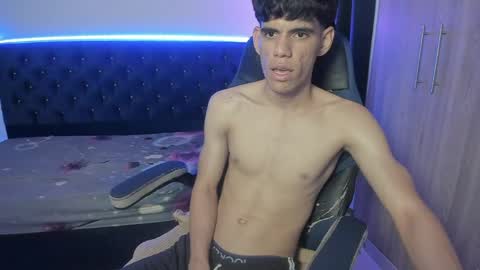 josy online show from April 13, 2:56 am