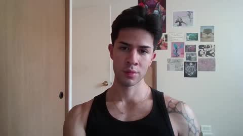 jotarojas1 online show from January 24, 7:07 pm