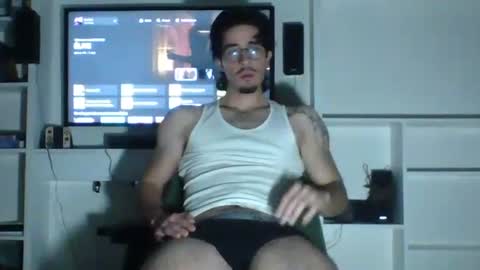 jotarojas1 online show from March 28, 5:29 am