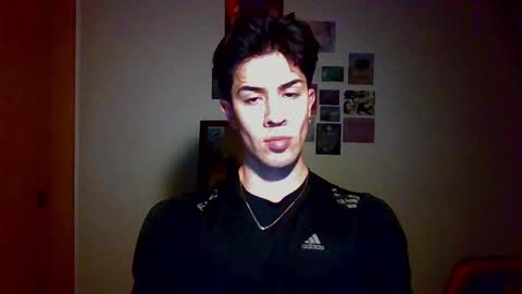 jotarojas1 online show from December 17, 3:06 am