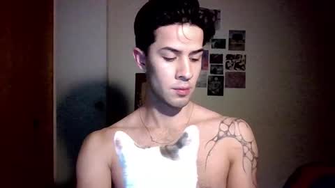 jotarojas1 online show from December 13, 12:42 am