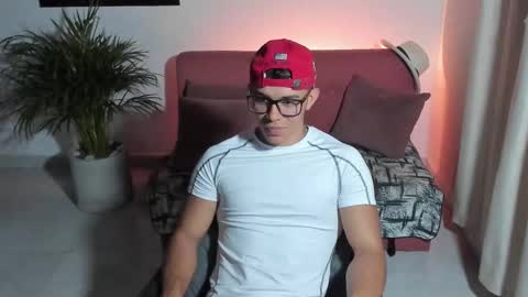 Im Jouliano online show from September 14, 1:18 am