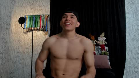 Im Jouliano online show from December 12, 10:52 pm