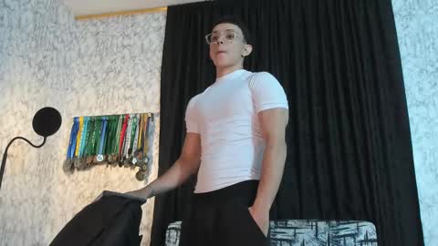 Im Jouliano online show from February 11, 11:12 pm