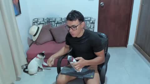 Im Jouliano online show from September 19, 2:12 am