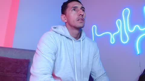  JOYLOPEZFIT online show from February 23, 1:38 pm