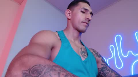  JOYLOPEZFIT online show from December 3, 12:27 pm