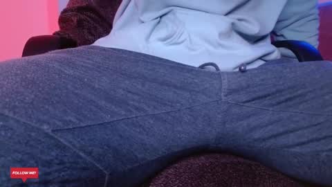  JOYLOPEZFIT online show from December 17, 9:39 am