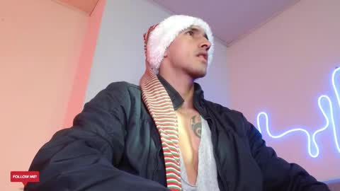  JOYLOPEZFIT online show from December 22, 1:33 pm