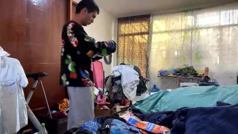 J Prez Official online show from February 24, 7:03 pm