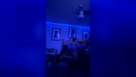 jtyler67445970 online show from March 19, 7:06 pm