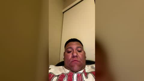 jua378665 online show from March 21, 9:14 am