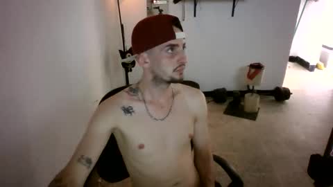 juan235665 online show from May 20, 6:58 pm