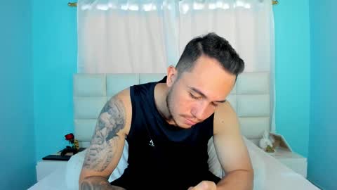 Snapshot of juan__jimenez chatting on October 6, 7:40 pm Juan online show from October 6, 7:40 pm