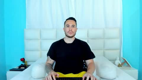 Snapshot of juan__jimenez chatting on October 9, 8:58 pm Juan online show from October 9, 8:58 pm