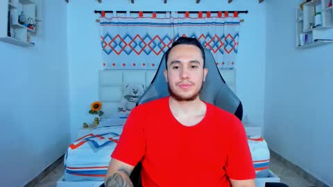 Snapshot of juan__jimenez chatting on December 26, 12:25 am Juan online show from December 26, 12:25 am