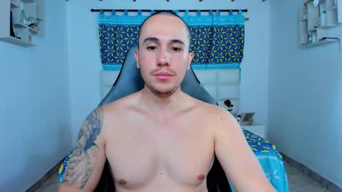 Snapshot of juan__jimenez chatting on February 14, 11:21 pm Juan online show from February 14, 11:21 pm