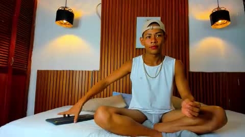 Snapshot of juan_contreras7 chatting on October 20, 11:25 am juan_contreras7 online show from October 20, 11:25 am