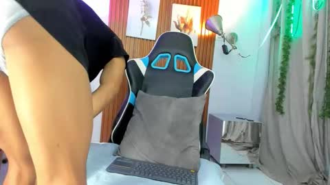 Snapshot of juan_contreras7 chatting on September 29, 11:41 am juan_contreras7 online show from September 29, 11:41 am