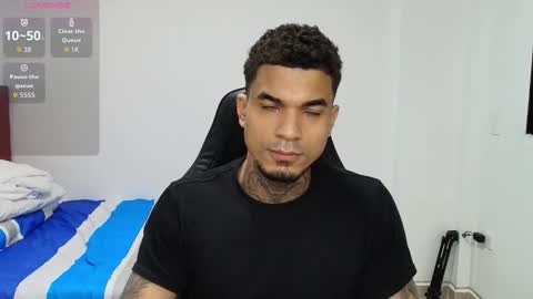 juan_gomez_1 online show from February 9, 12:15 am