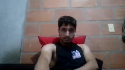 juanc23_371 online show from January 15, 1:34 am