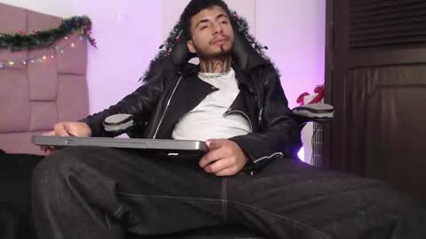 juancamilo66_ online show from November 20, 3:17 am