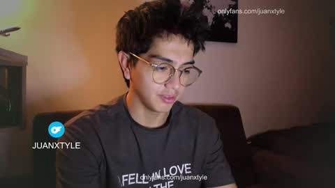 . online show from December 2, 11:10 pm