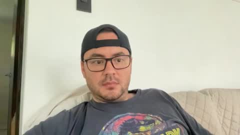 juanchom online show from October 9, 2:11 pm