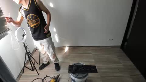 juanda9811 online show from October 31, 8:34 pm