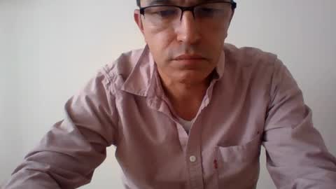 juanearth1 online show from July 14, 2:12 pm